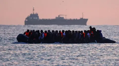 First Asylum Seeker Returned to France Under Fresh ‘One In, One Out’ Agreement